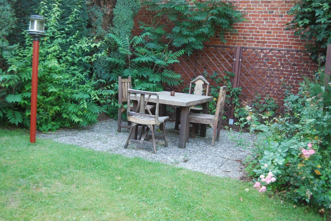 Ferienwohnung Aronia Warlow 外观 照片